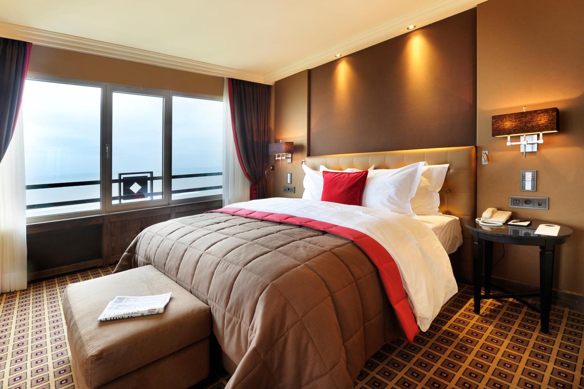 Grand Hotel Huis Ter Duin ノールトウェイク 部屋 写真 A bedroom at the hotel